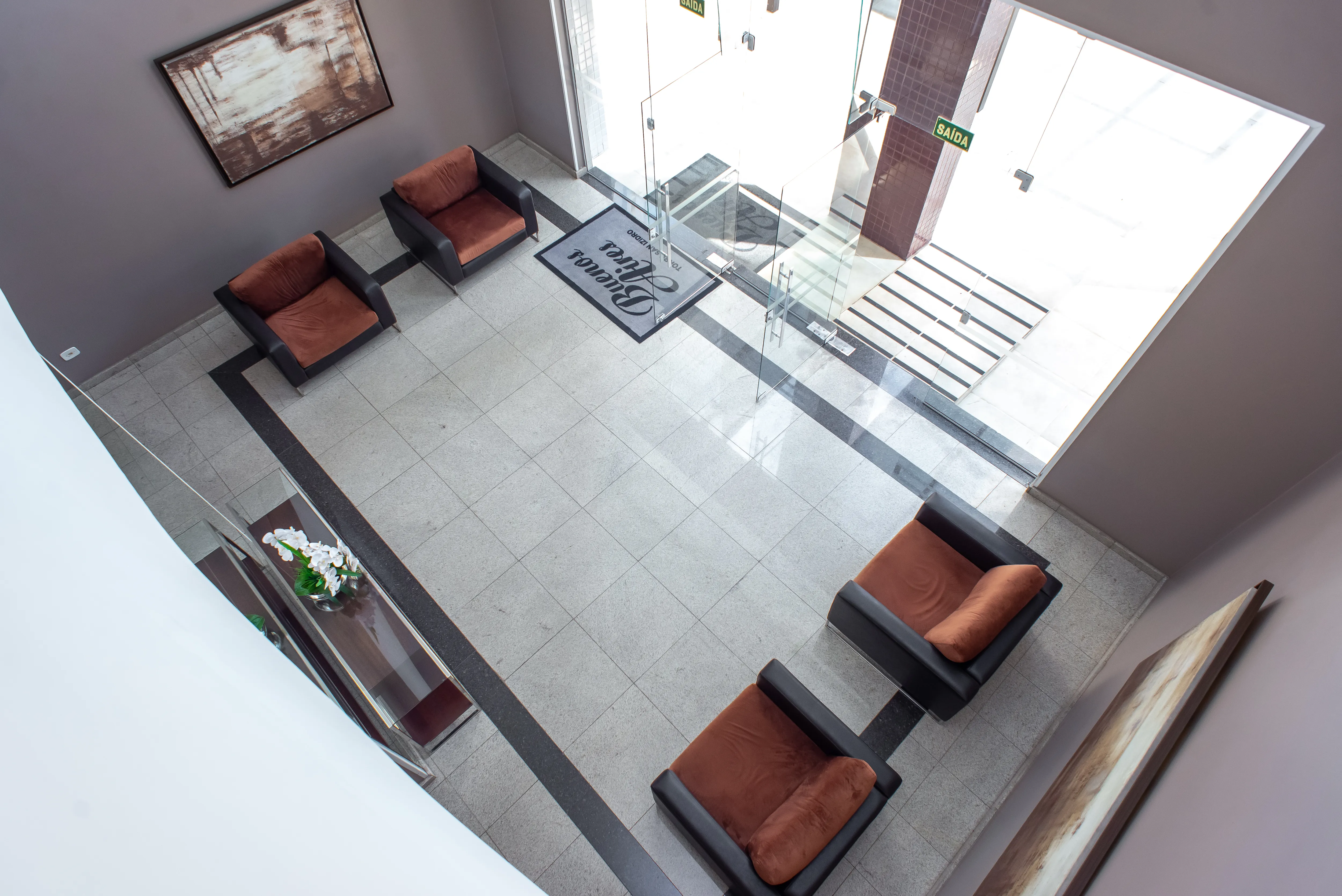 Sala de estar do apartamento no Portão